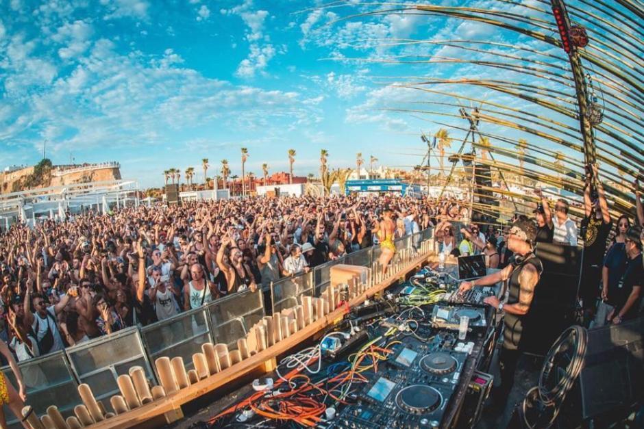 Studio Balcony