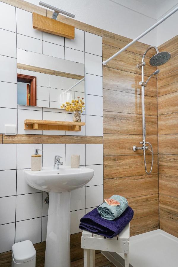 Quarto Duplo com Casa de Banho Privativa