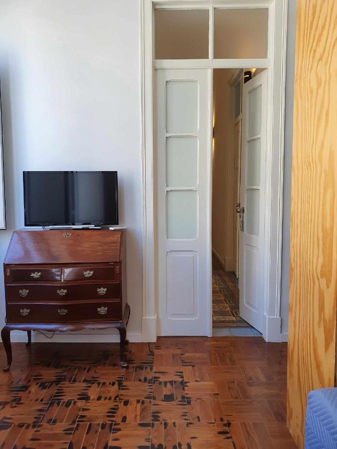 Quarto Triplo com Casa de Banho Privativa