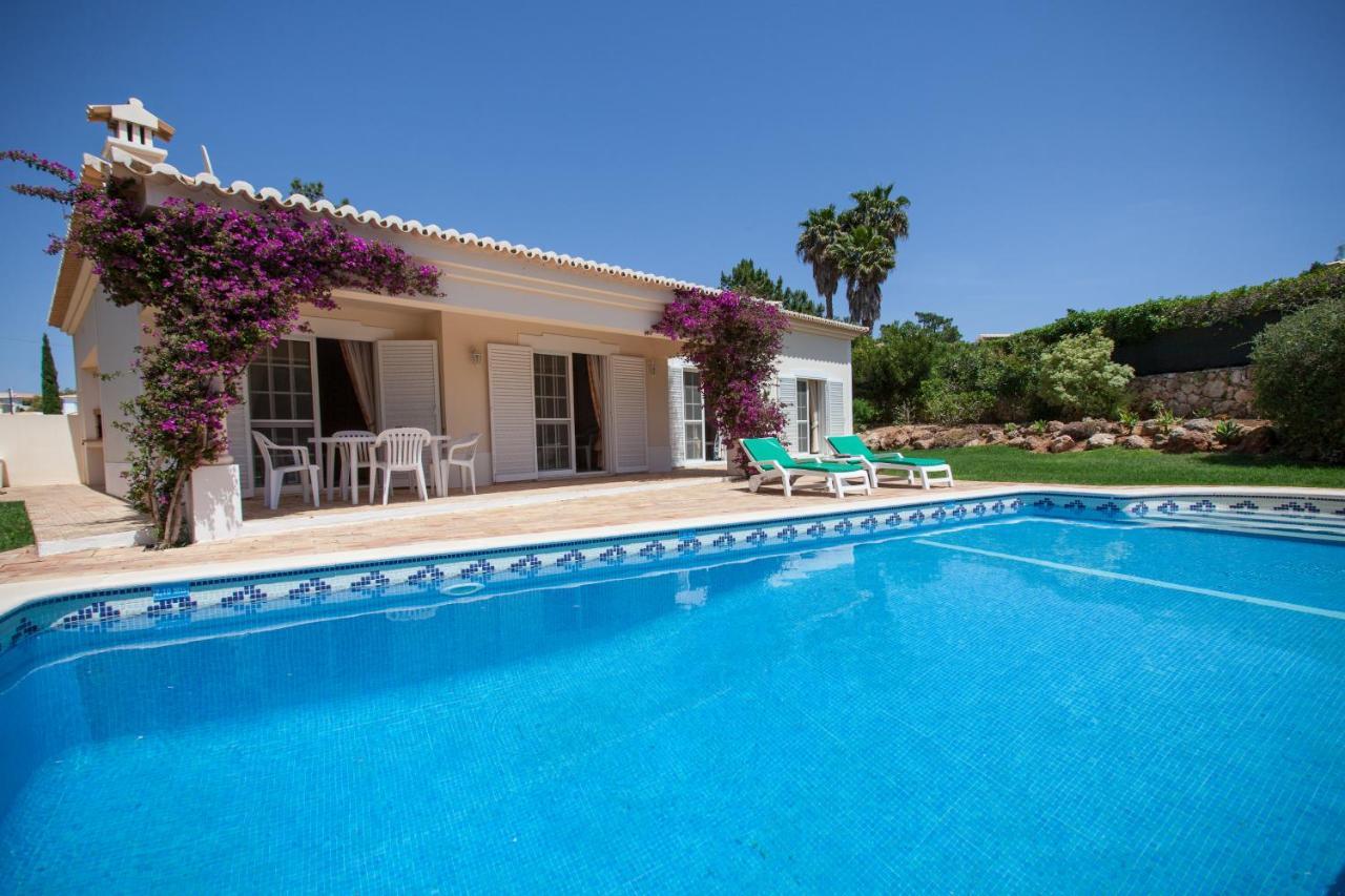 Detached Three-Bedroom Villa Private Pool