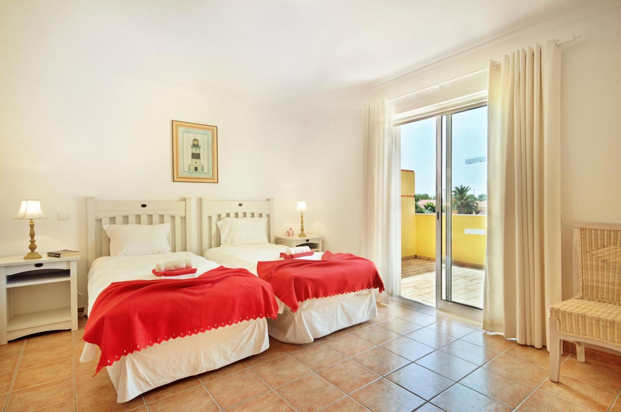 Casa a Schiera con 3 Camere da Letto