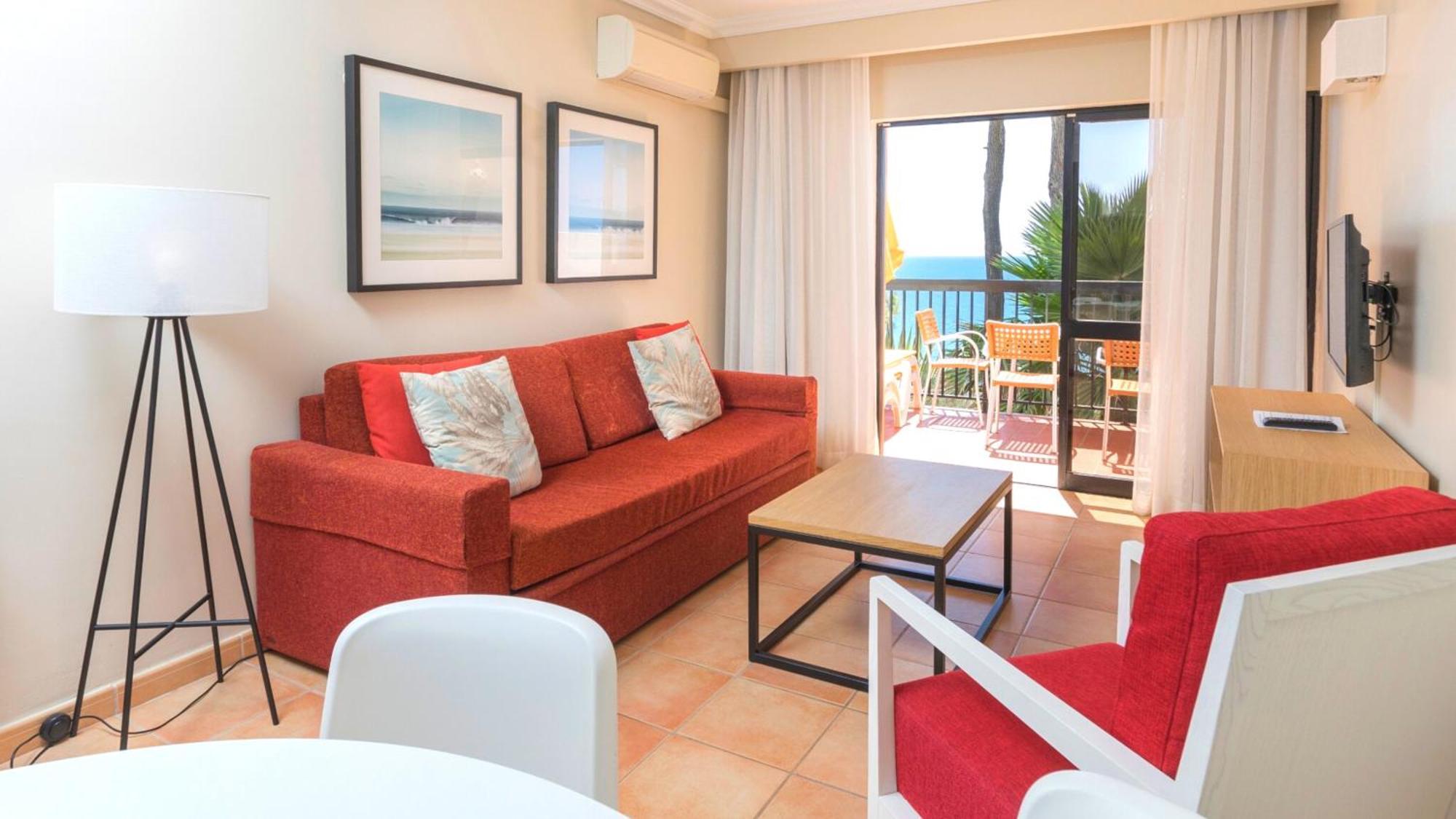 Apartamento de 2 Quartos com Vista do Mar