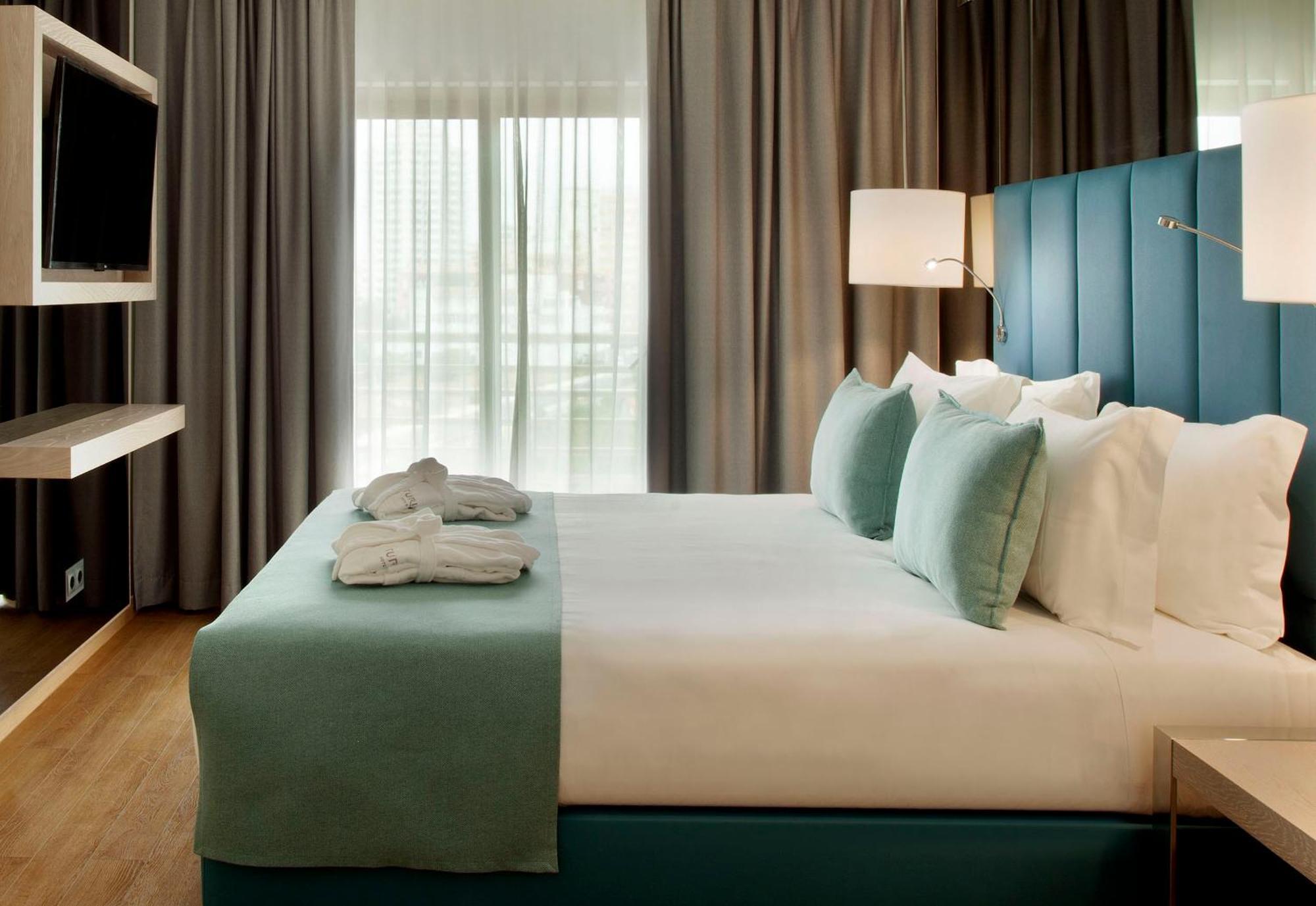 Oferta especial - Suite Superior con vistas laterales al mar