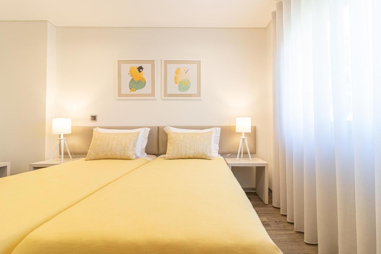 Twin Room,1257077551:JPEG