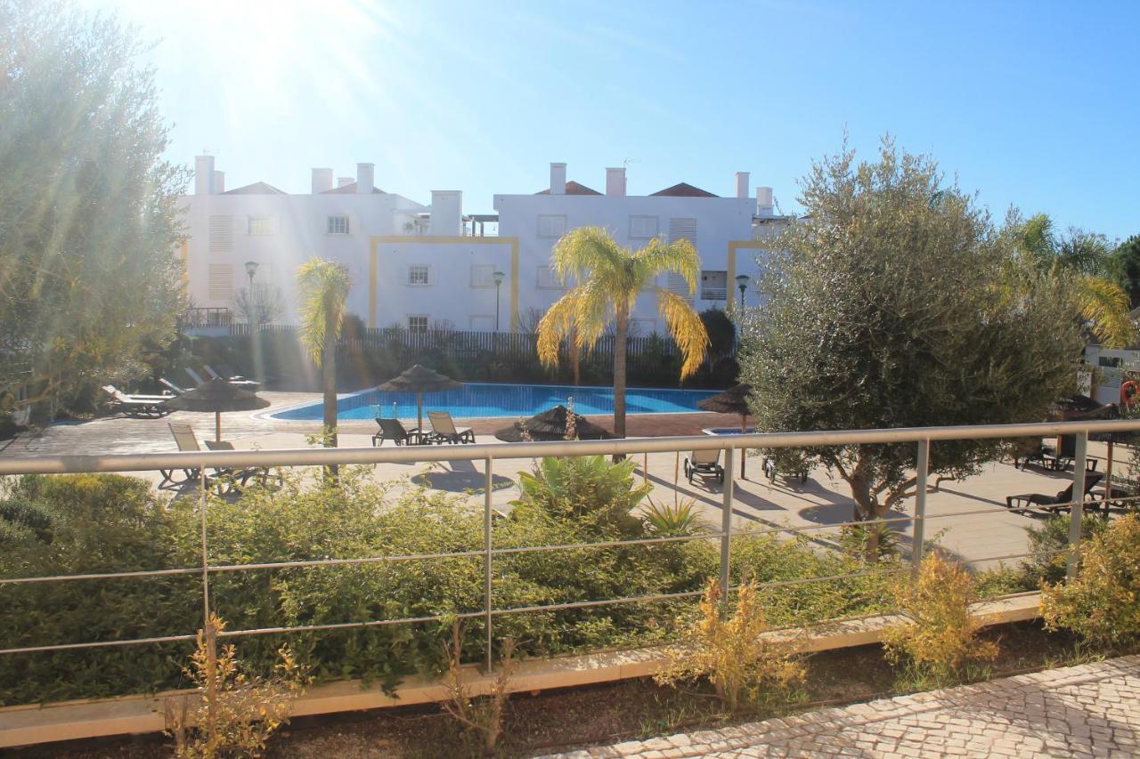 Apartamento com Vista Piscina