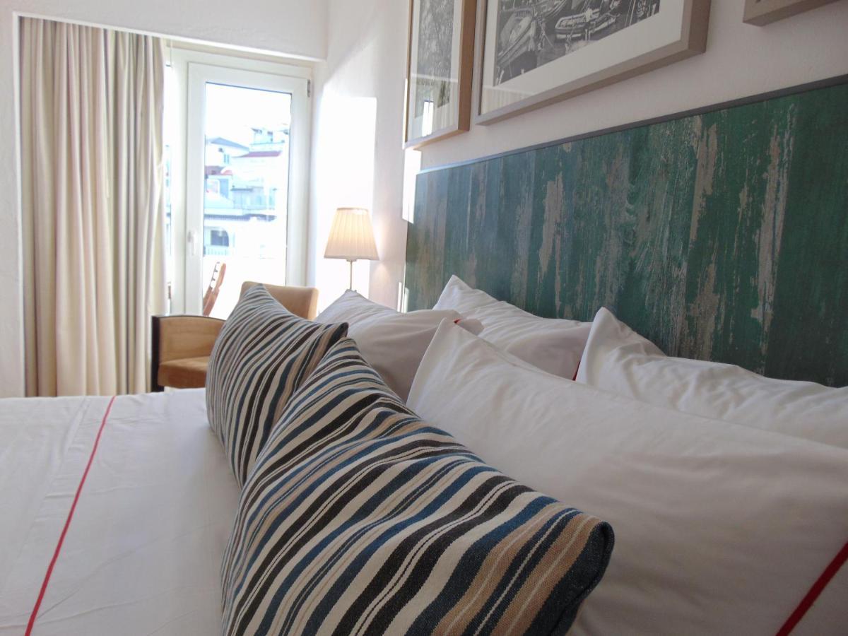 Twin Room with Sea View,1516373872:JPEG