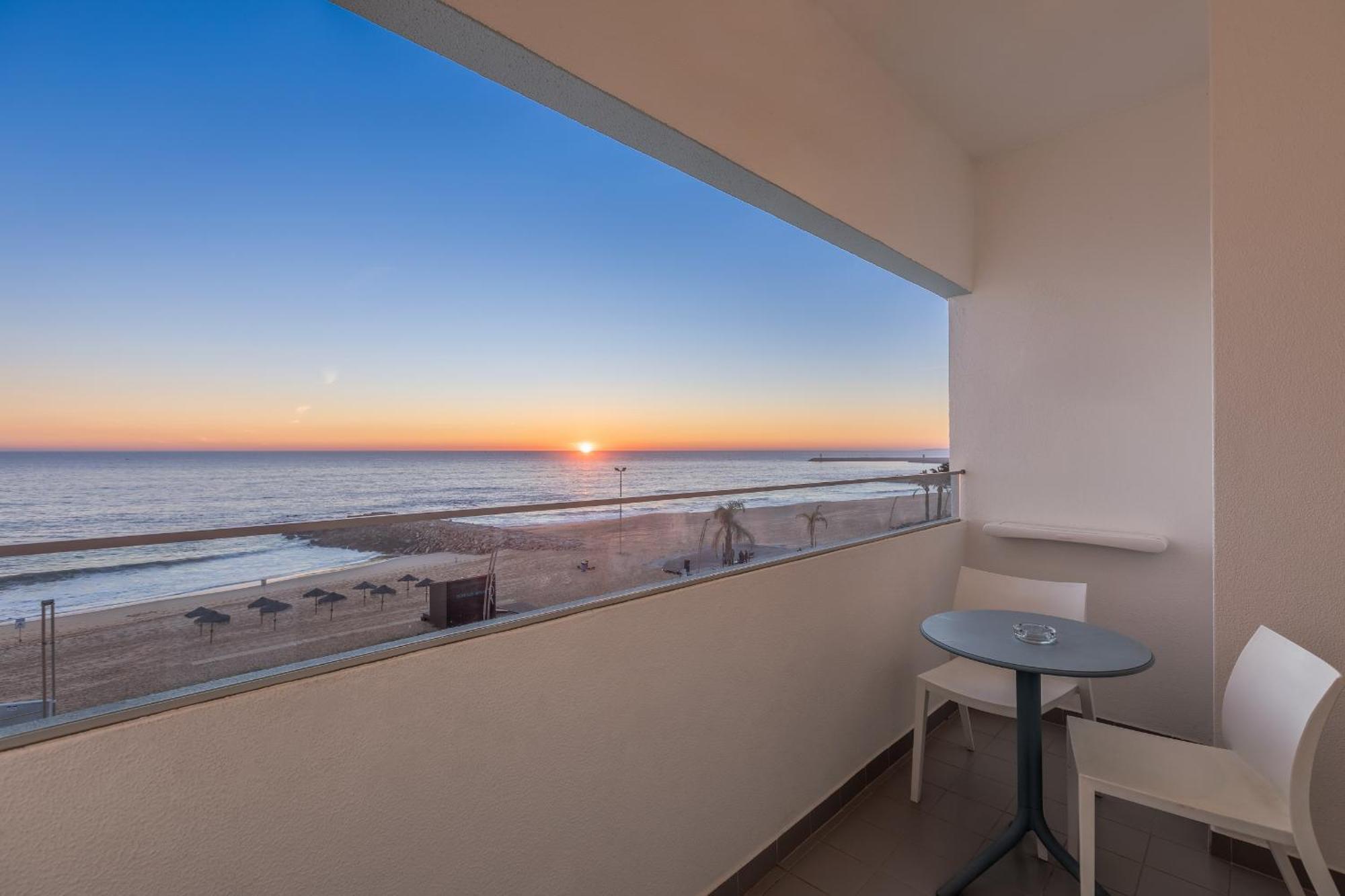 Hébergement Supérieur - Vue sur Mer - Étage Élevé