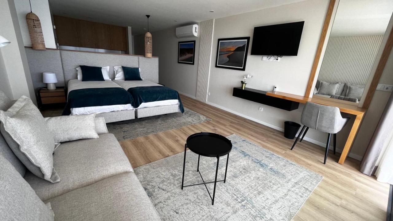 Deluxe Doppel-/Zweibettzimmer mit Balkon