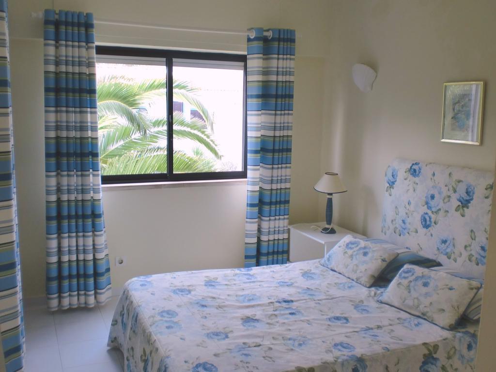 Large Two-Bedroom Apartment,152649940:JPEG