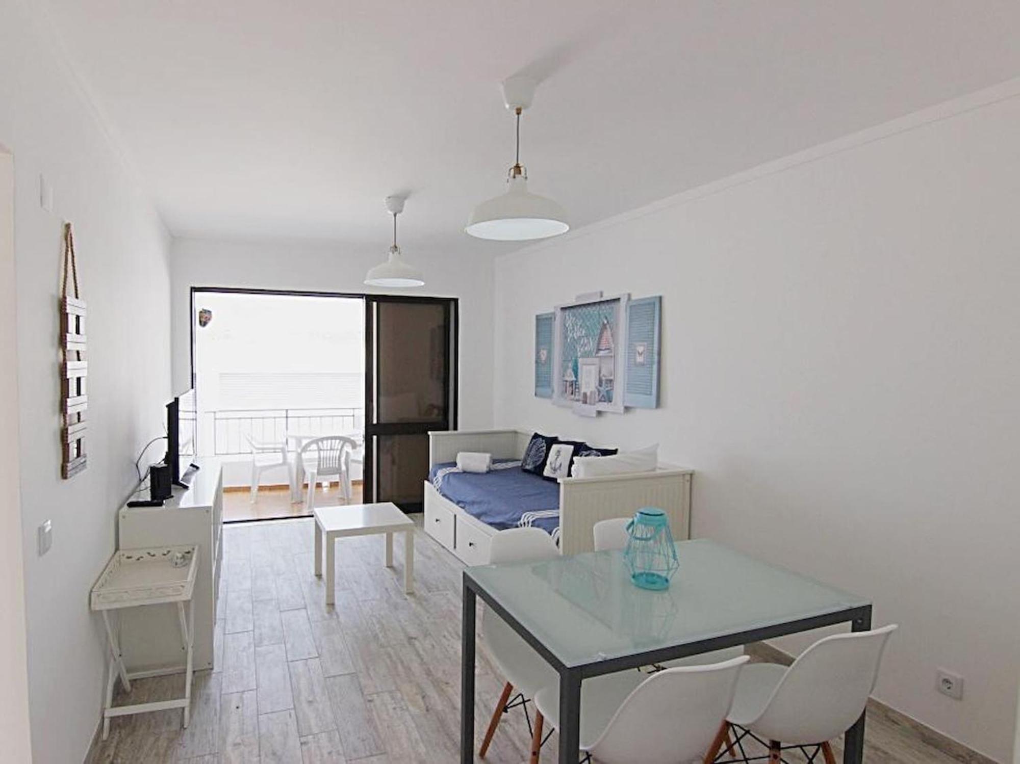 Apartamento com Vista do Mar
