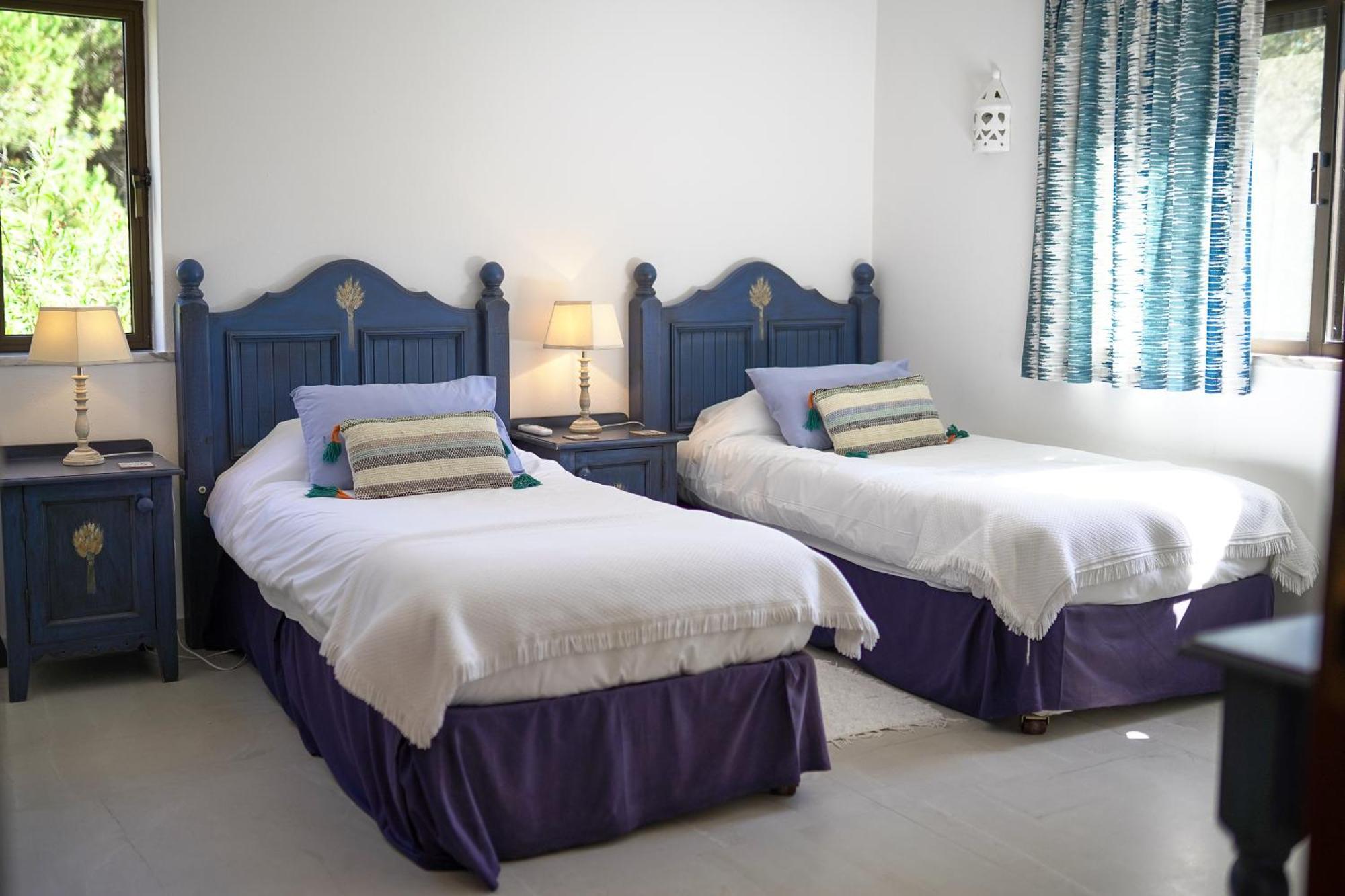 Detached Four-Bedroom Villa Private Pool