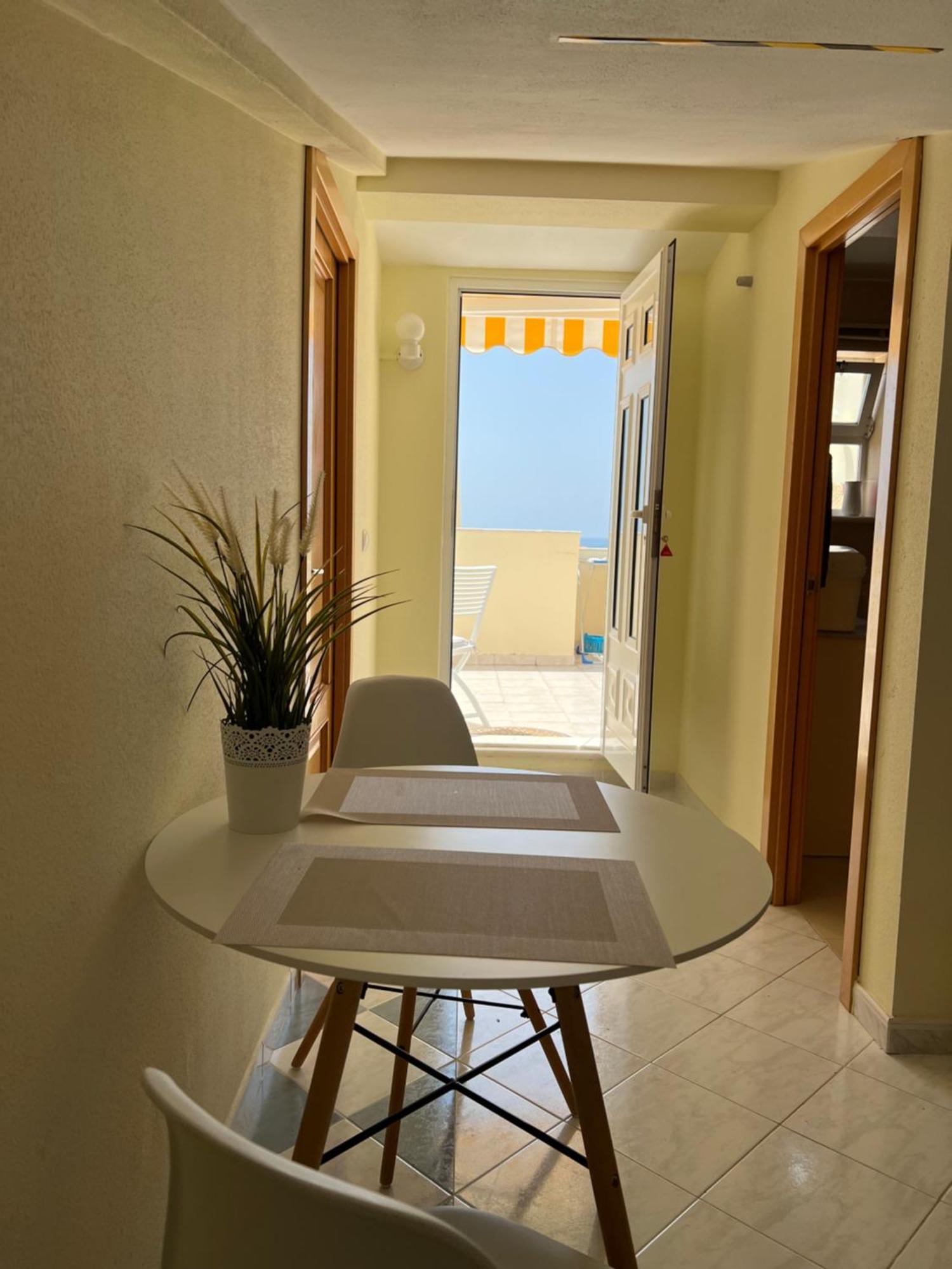 Studio Apartment Sea View