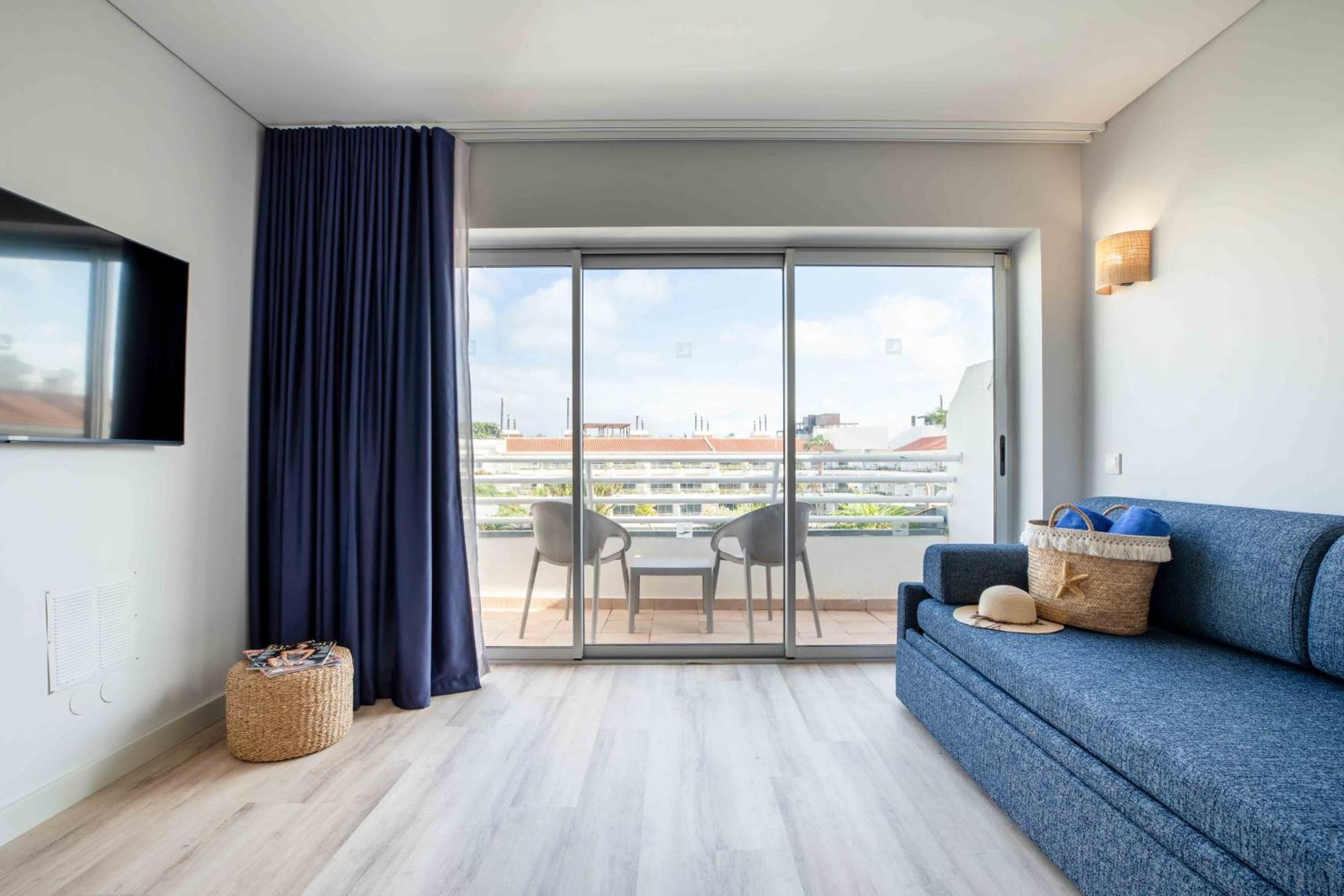 Suite with Pool View