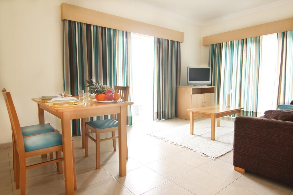 Superior One-Bedroom Apartment Balcony