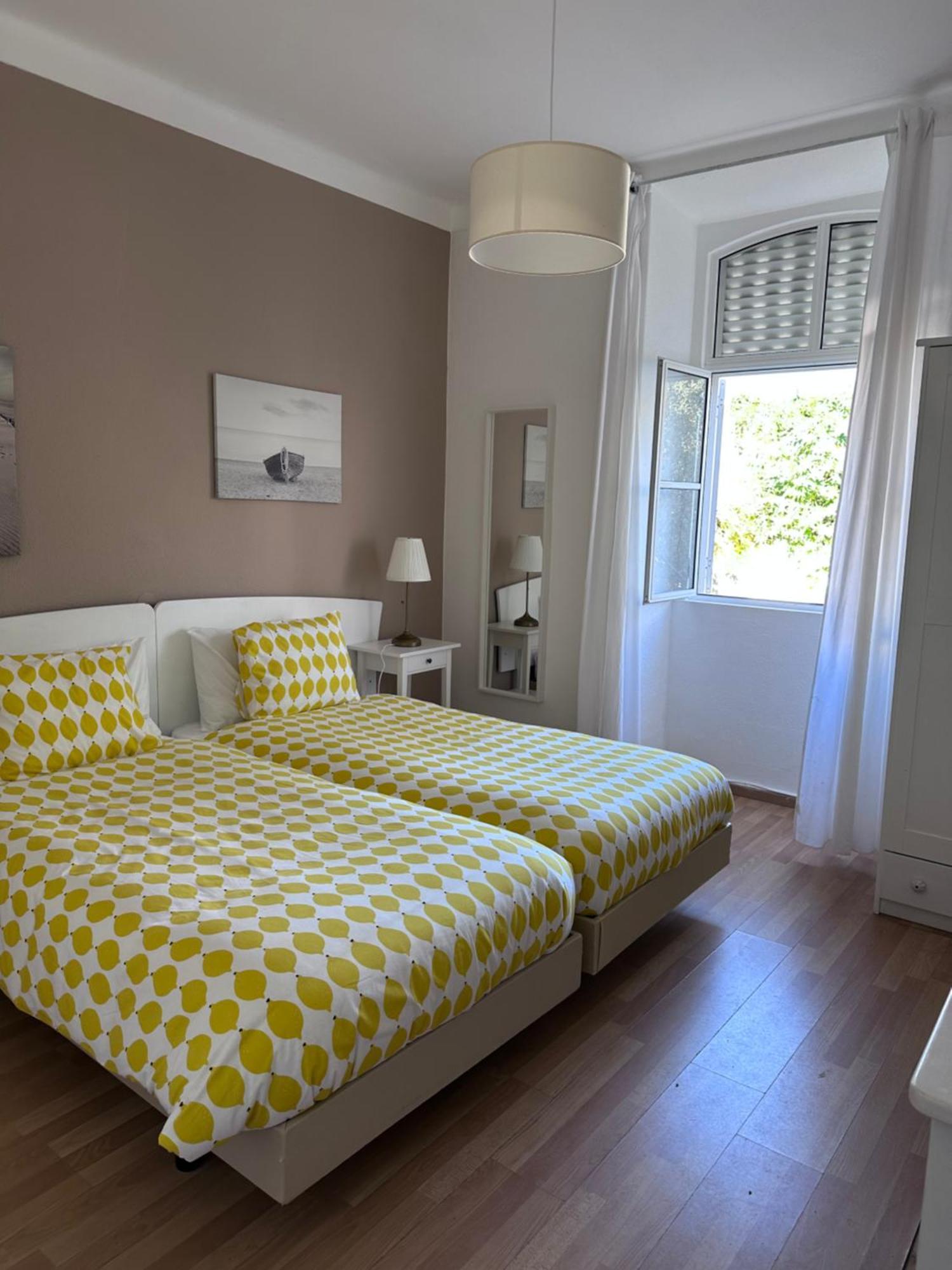 Twin Room with Private Bathroom
