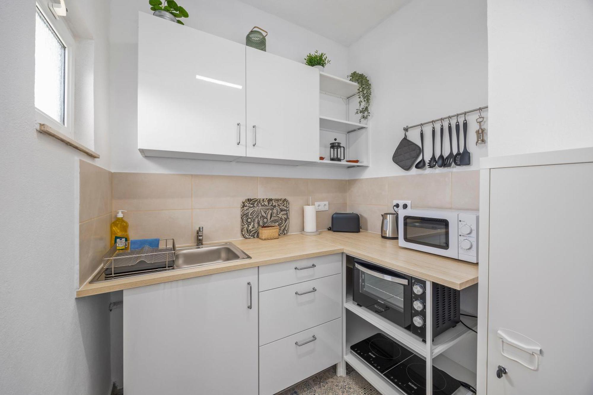 Apartamento de 1 dormitorio con vistas a la piscina