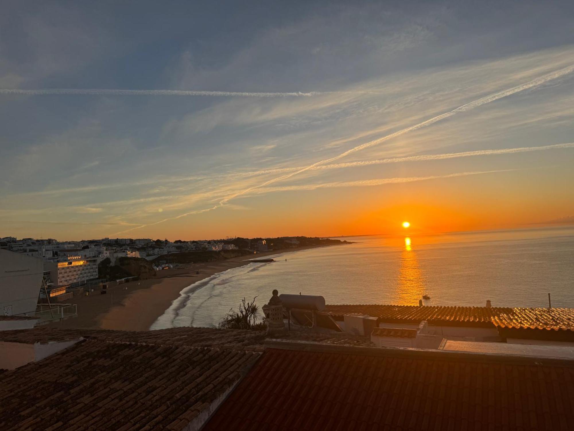 Apartamento de 1 Quarto com Vista do Mar
