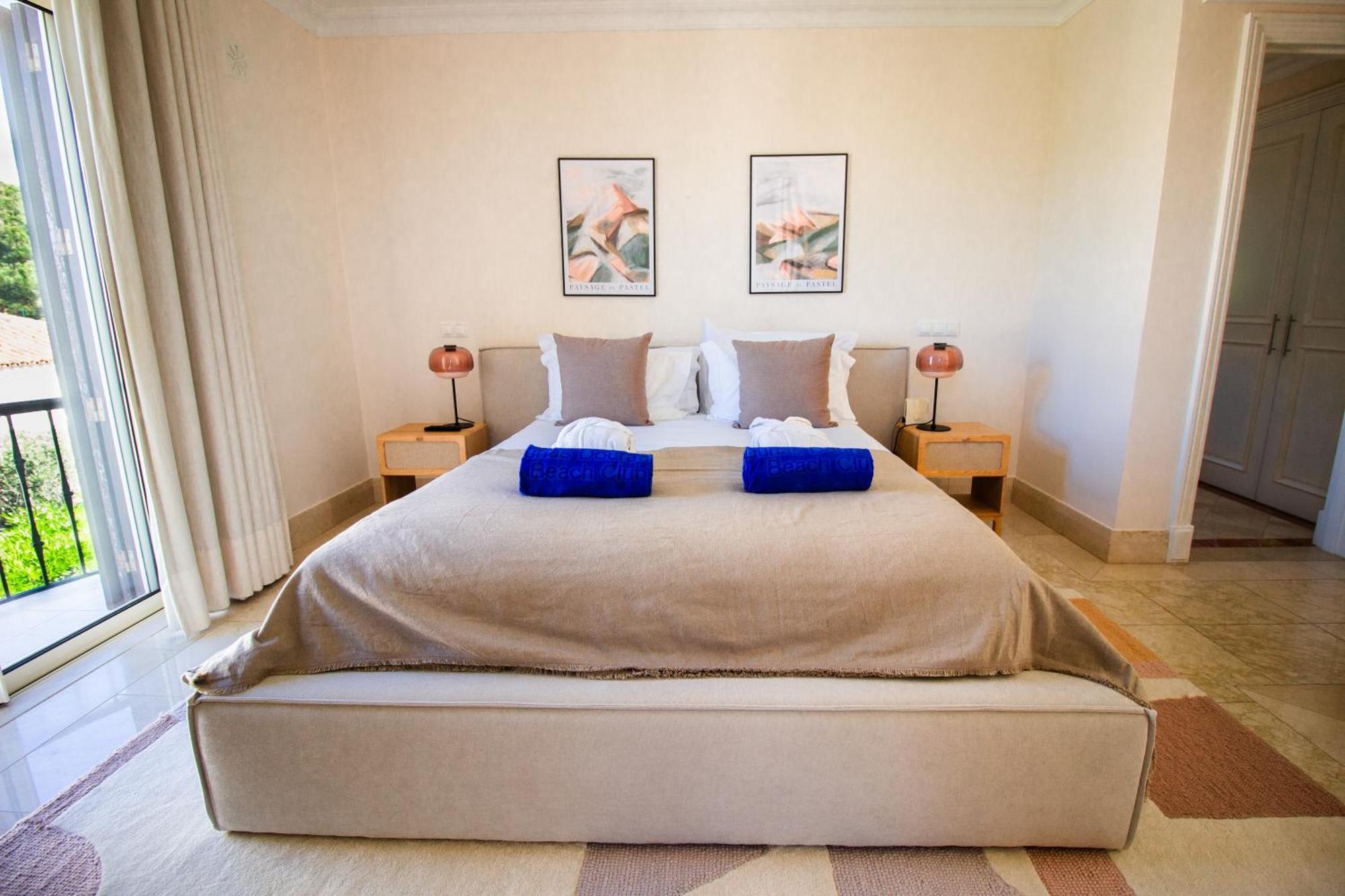 Superior Four-Bedroom Villa,1690965434:JPEG