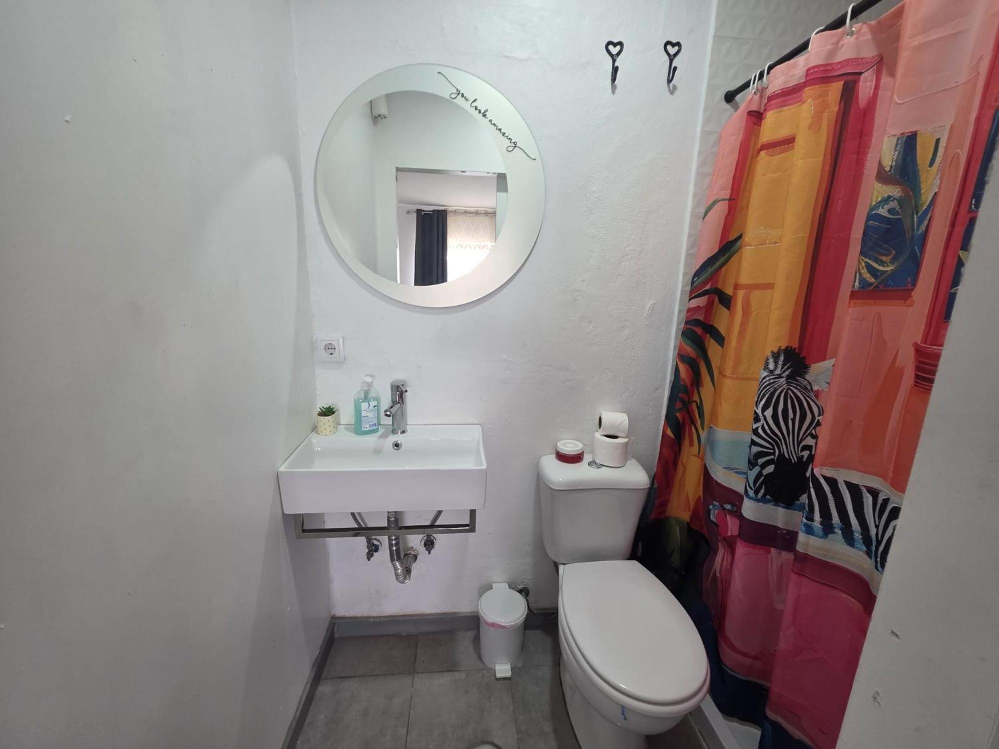 Double or Twin Room Private Bathroom
