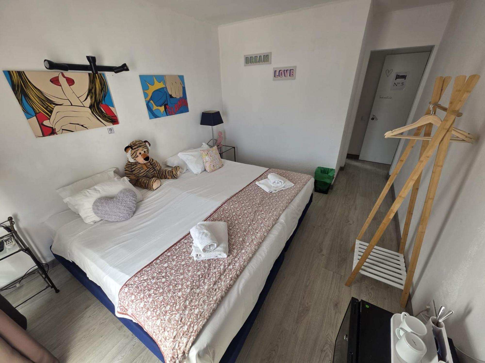 Large Twin Room