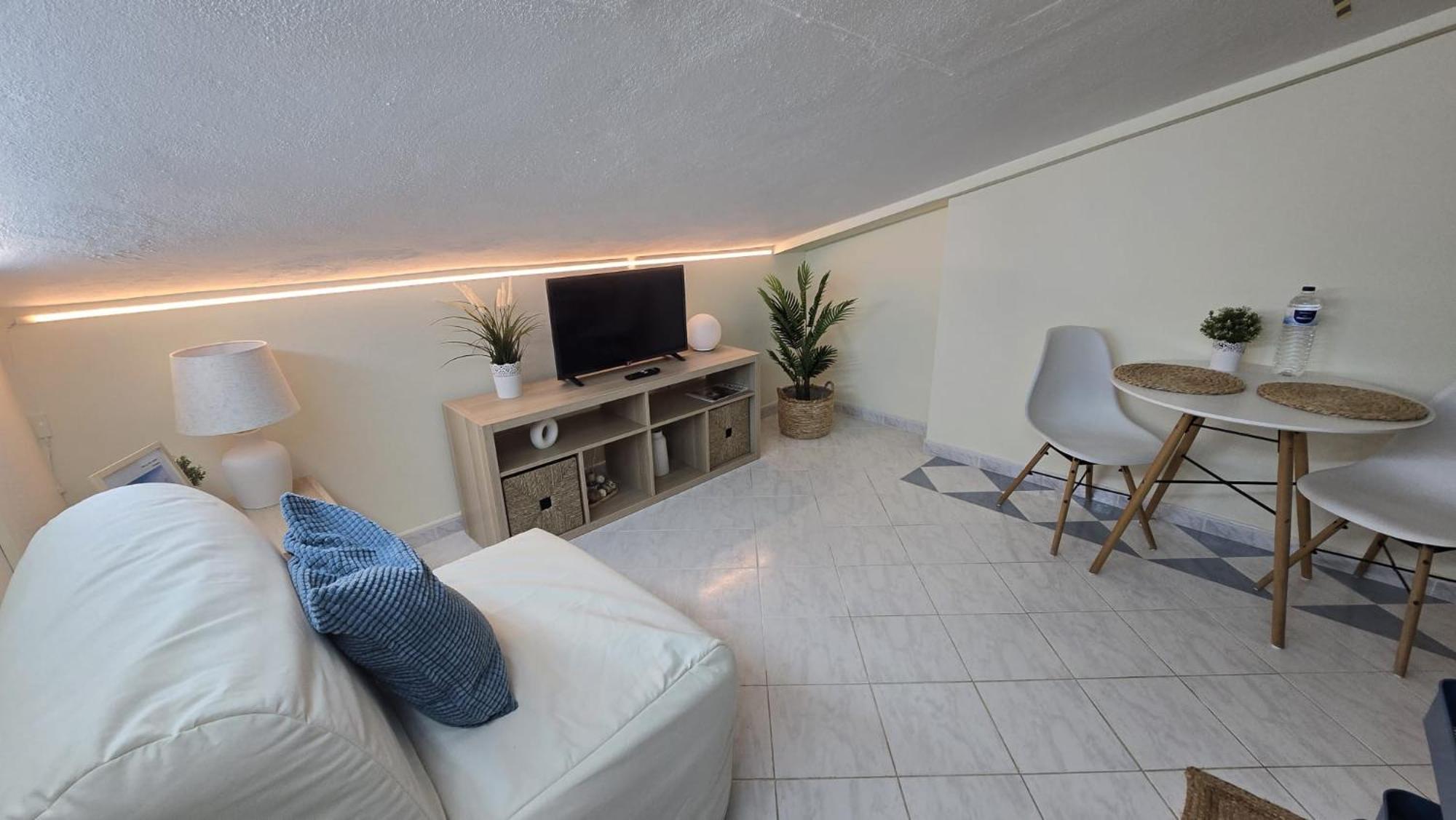 Studio Apartment Sea View
