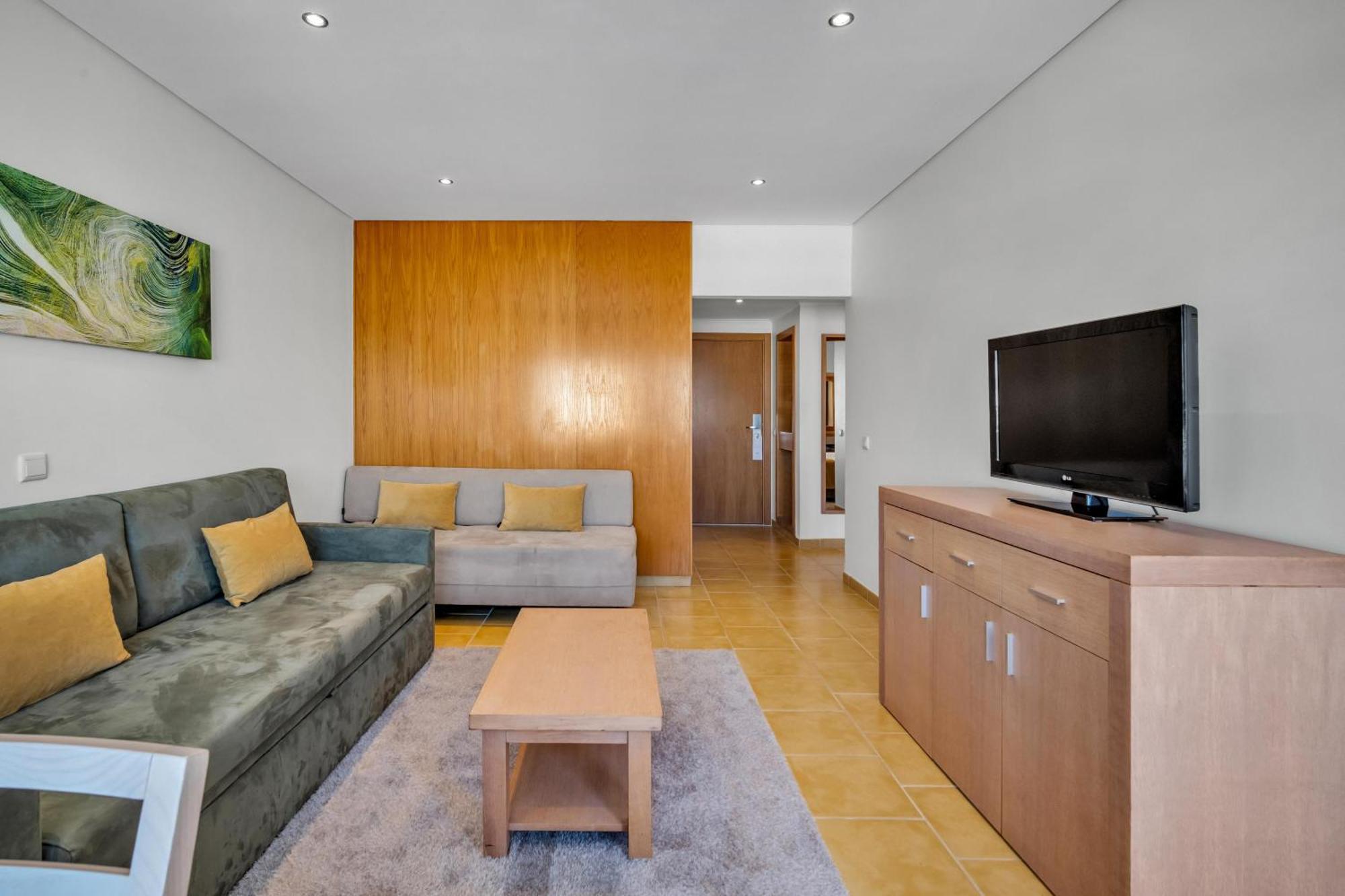 Suite mit Poolblick