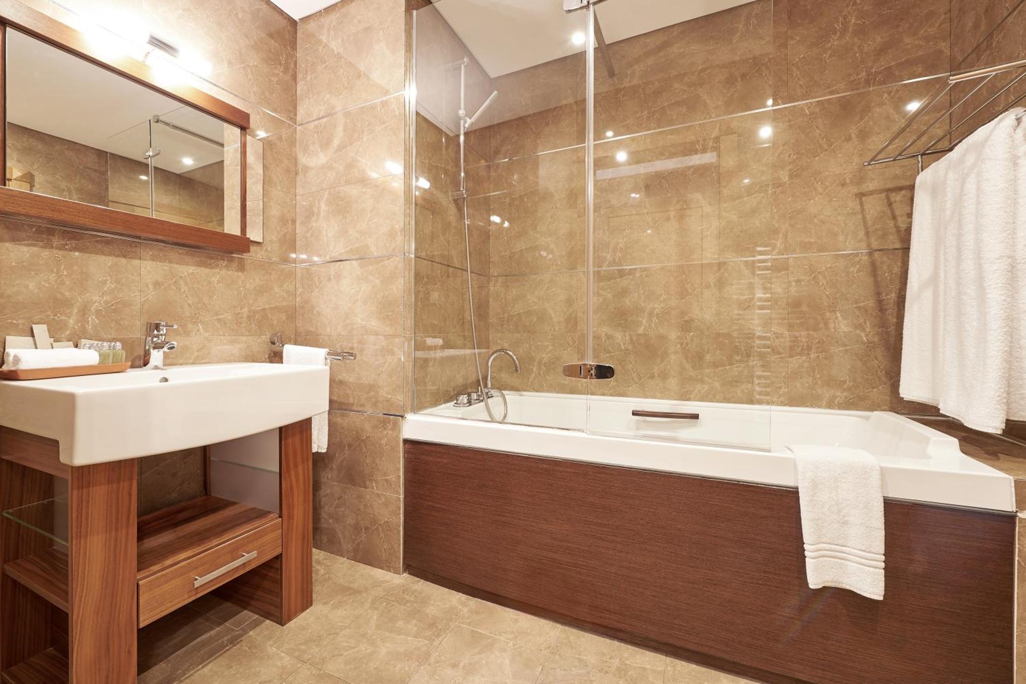 Apartamento de 2 dormitorios con vistas a la piscina