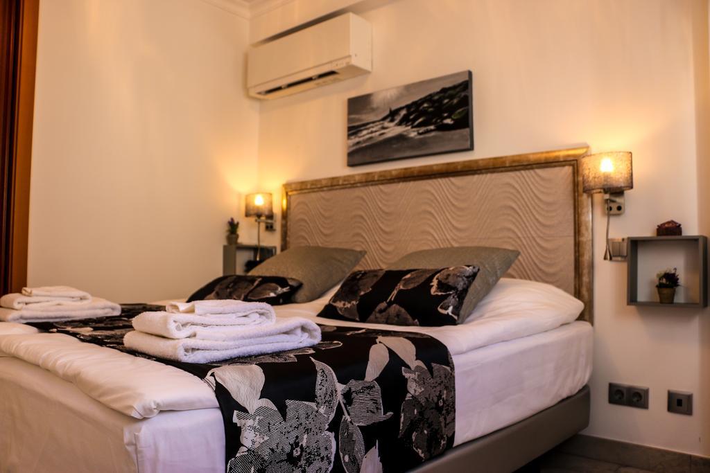 Zweibettzimmer mit Gemeinschaftsbad