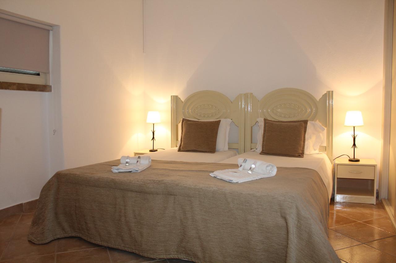 One-Bedroom Apartment,709614451:JPEG