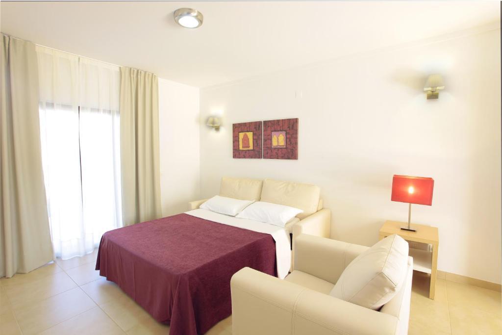 Two-Bedroom Apartment (6 Adults)