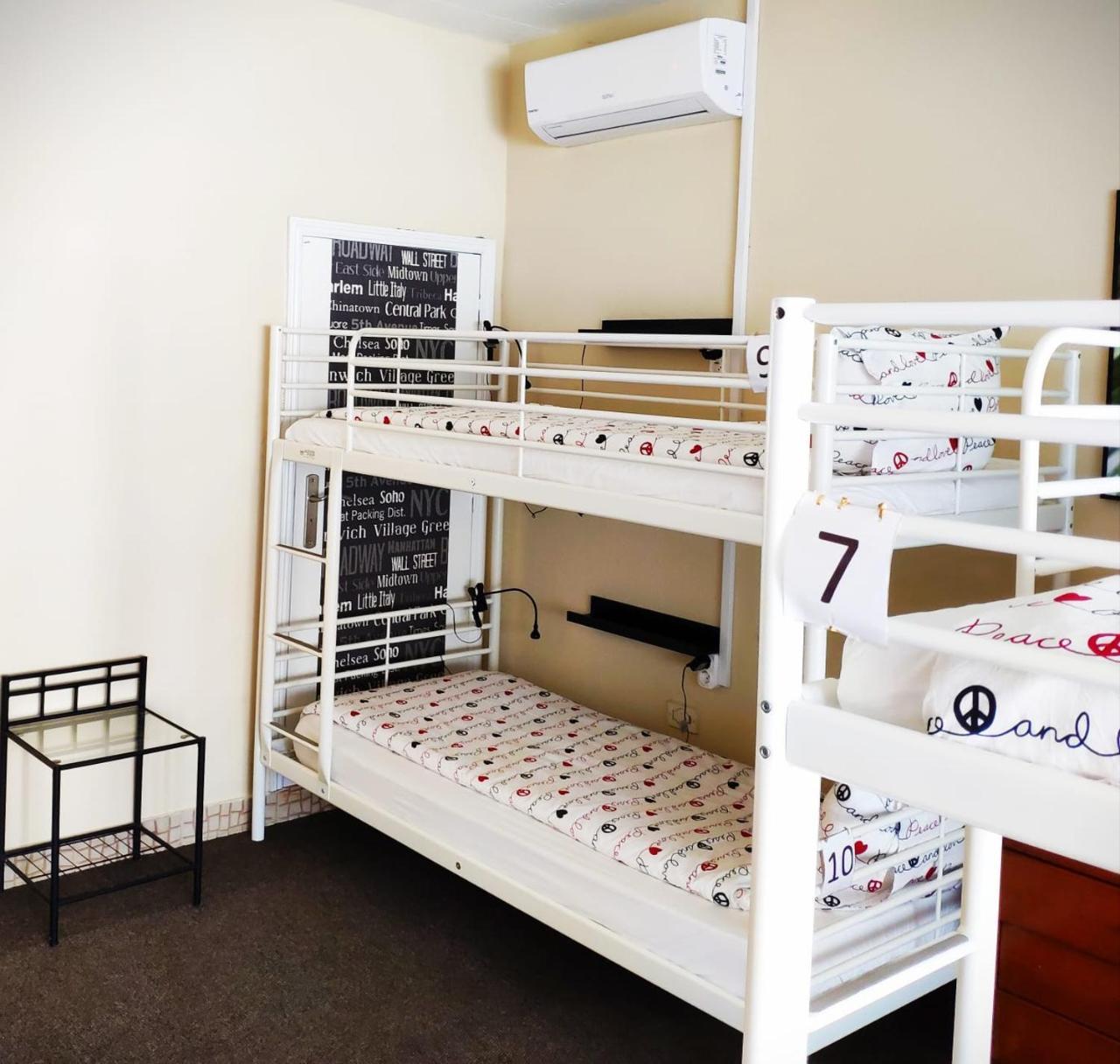 Bed 6-Bed Female Dormitory Room