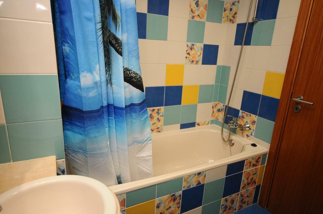 Apartamento com Vista da Piscina