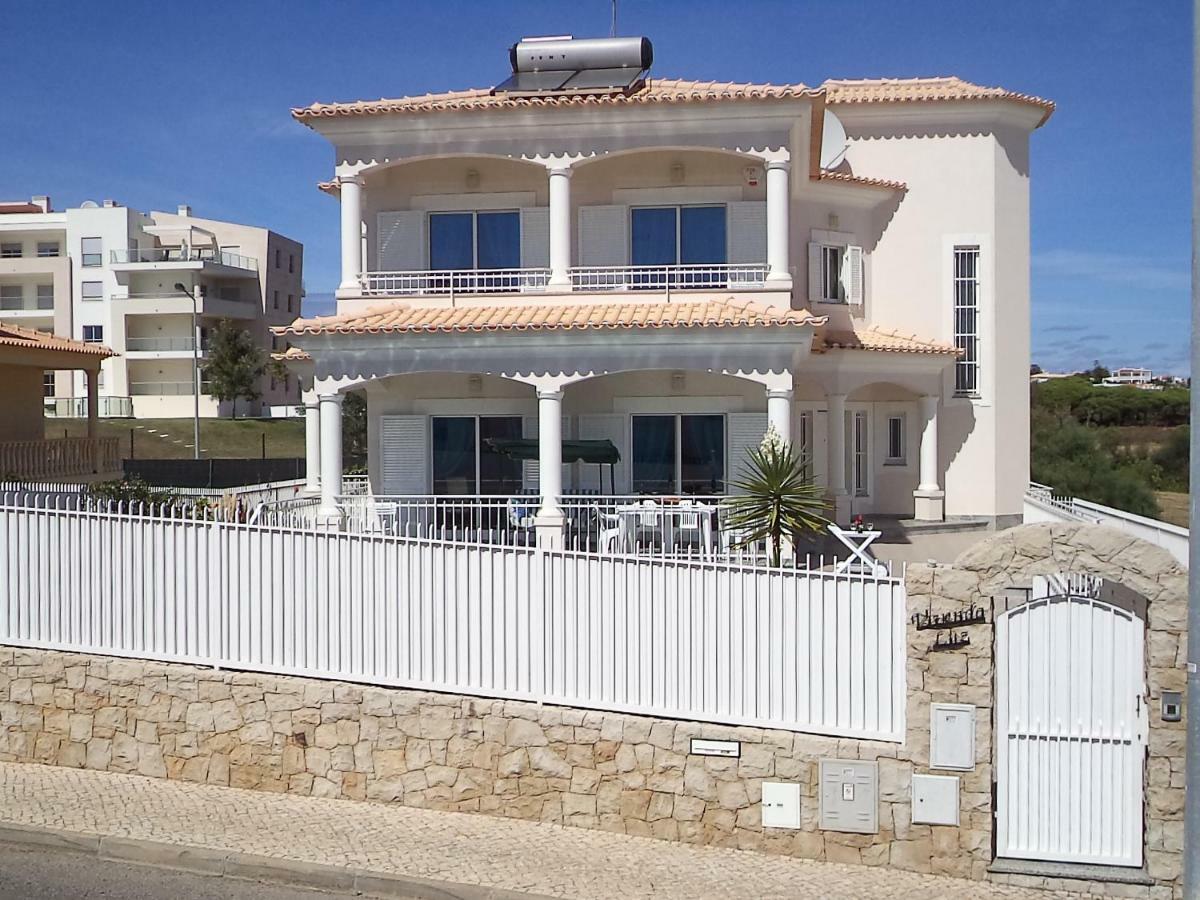 Villa with 6 bedrooms