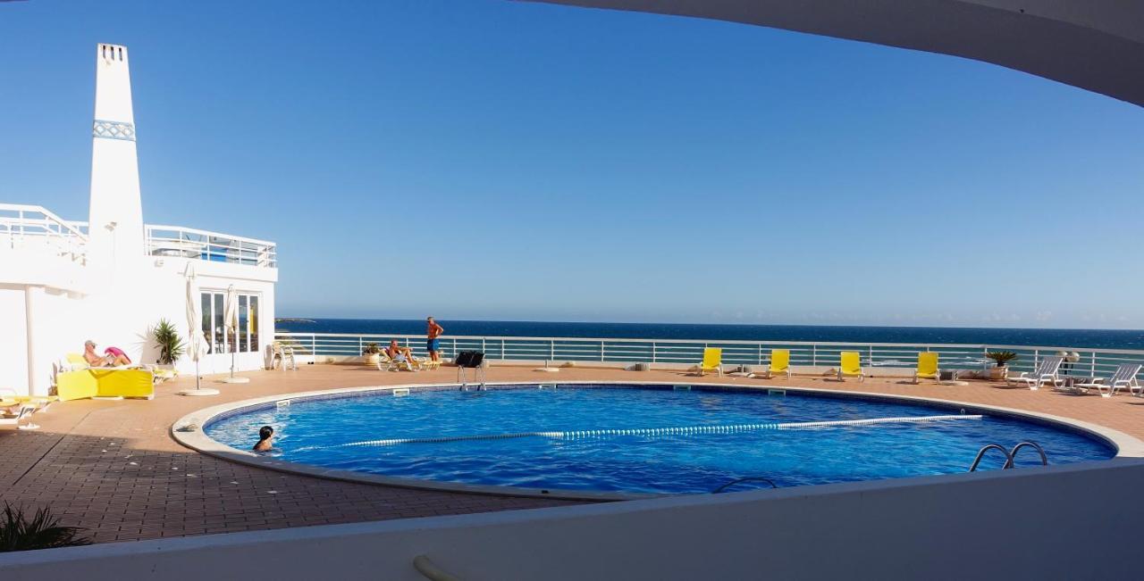 Apartamento com Vista do Mar