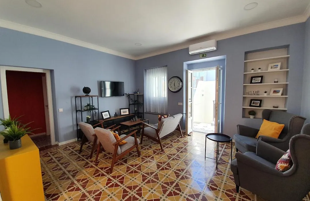 Inn Faro - Casa Amarela - Guest House-1
