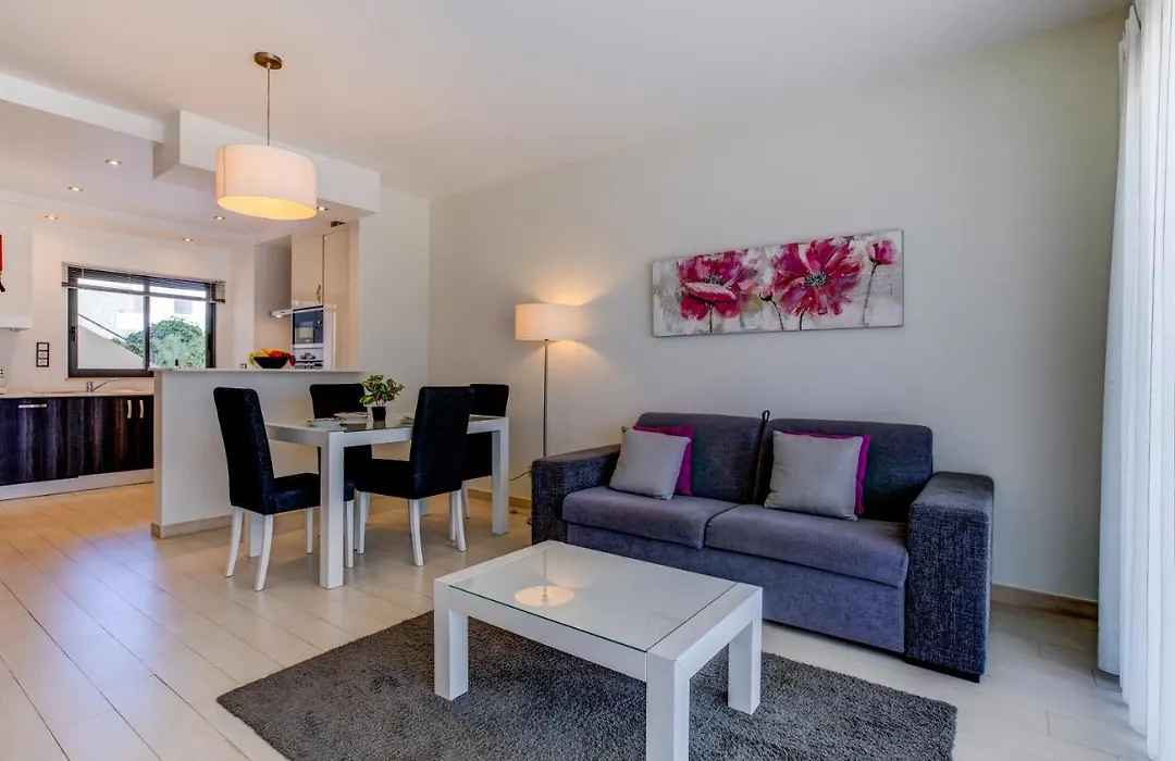 One Bedroom Apartment In Albur Village 1L-1