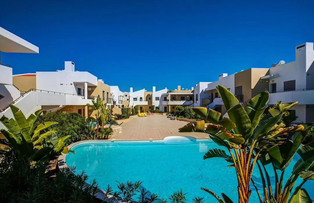 One Bedroom Apartment In Albur Village 1C-1