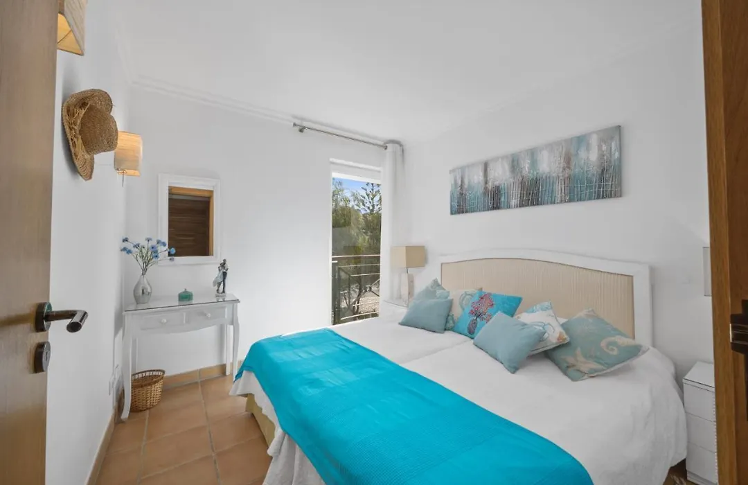Superb, Relaxing And Tranquil 3 Bed Apartment In Central Algarve-1