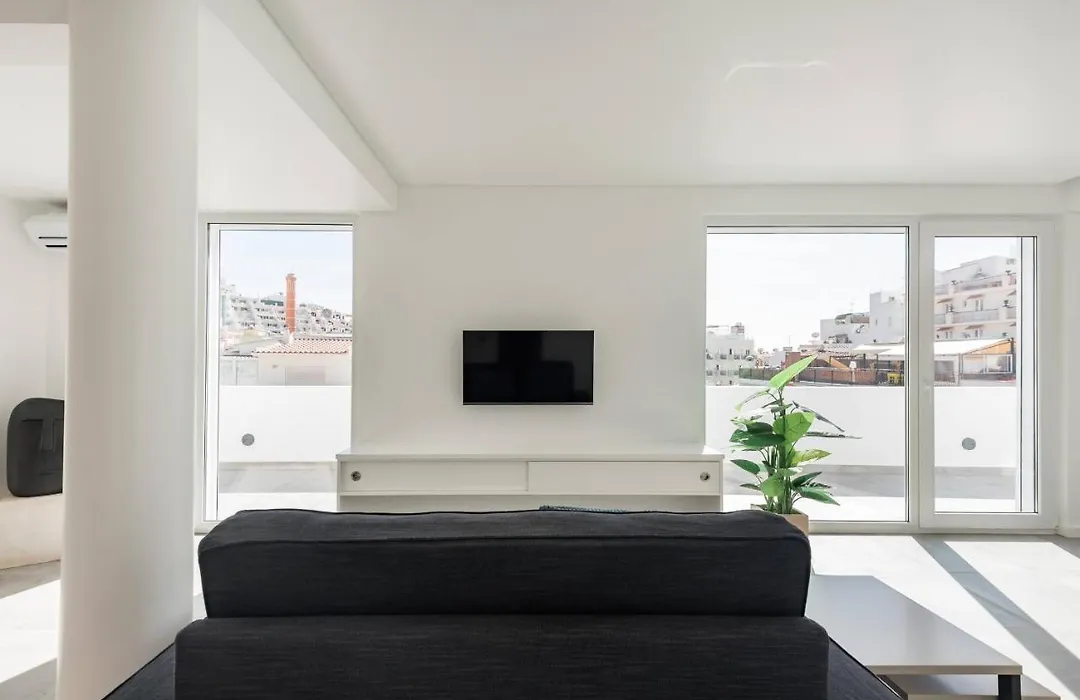Casas Barulho Penthouse Old Town-1