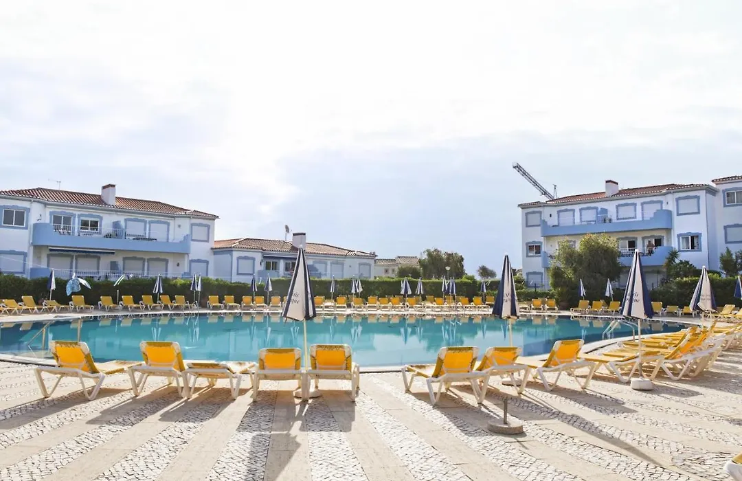 Villa Oasis Park Portimao-1