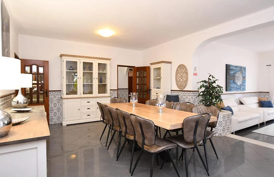 Villa Paraiso - Luxury Villa Perfect For Families!-1