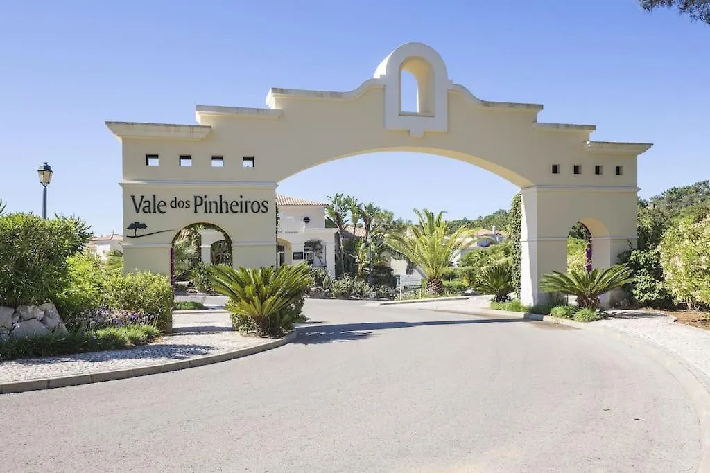 Moradia Geminada Com 2 Quartos Quinta Do Lago-1