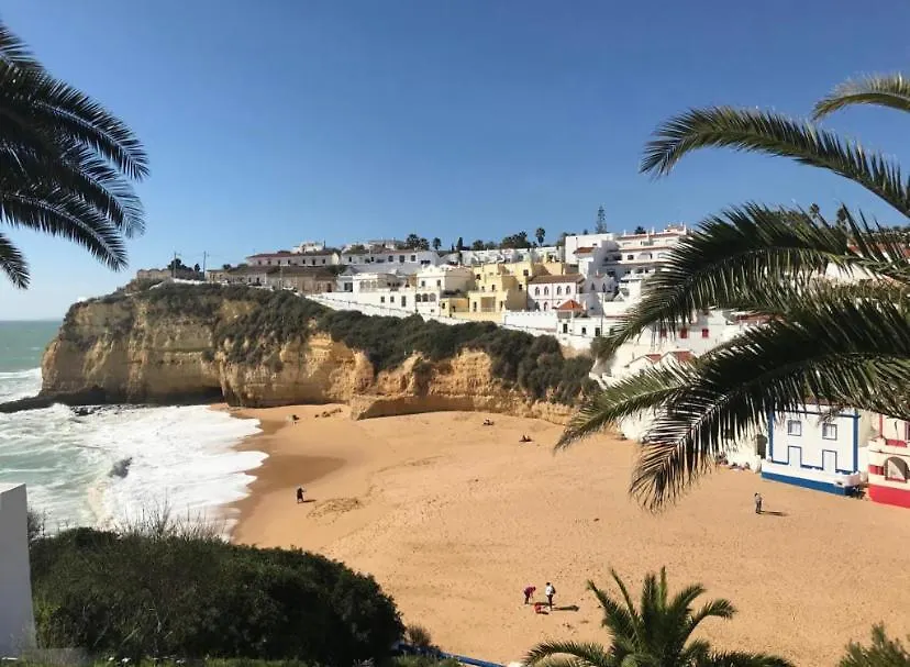 A Beira Do Vale, Carvoeiro-1