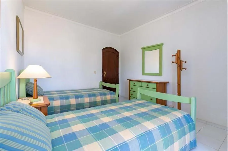 Roulito'S Guest House-1