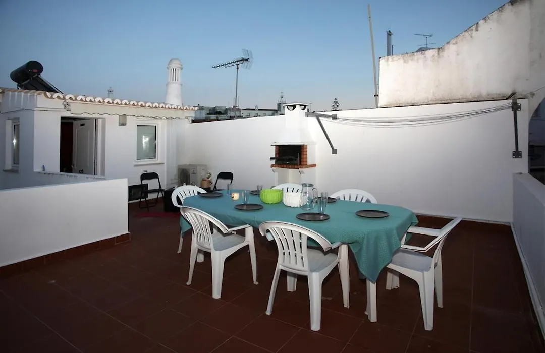 Geneve Old Town Apartment-1