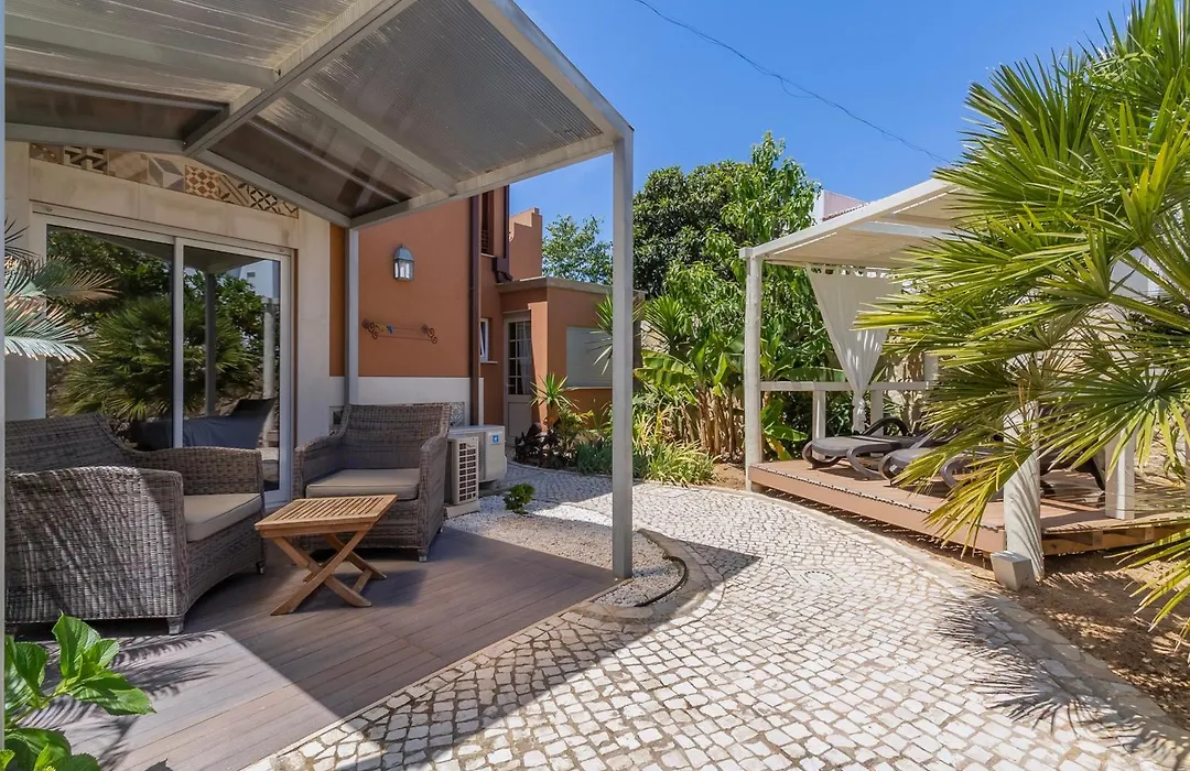 Villa Rosa-1