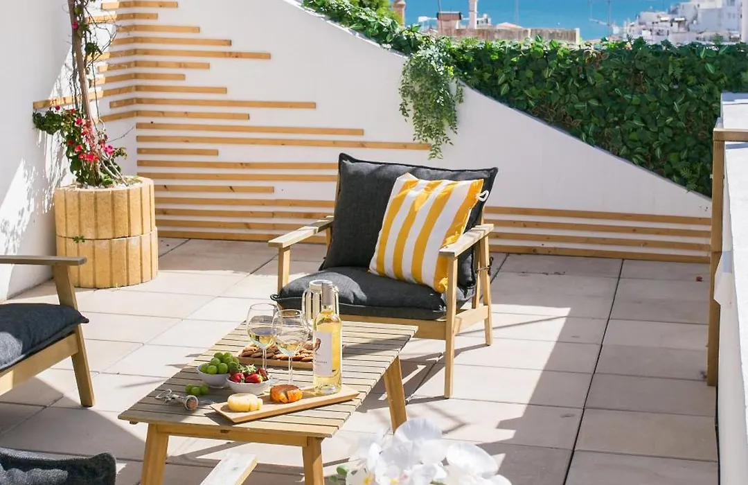 Golden Stay Experience-1