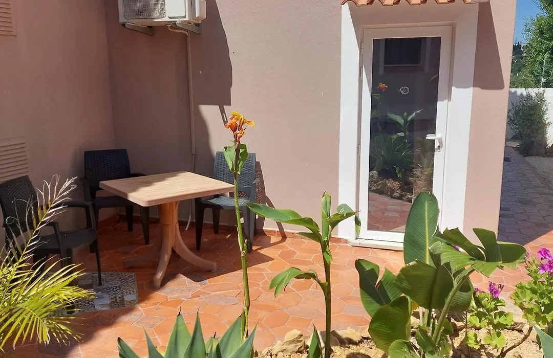 Casa Rosa Montes-1