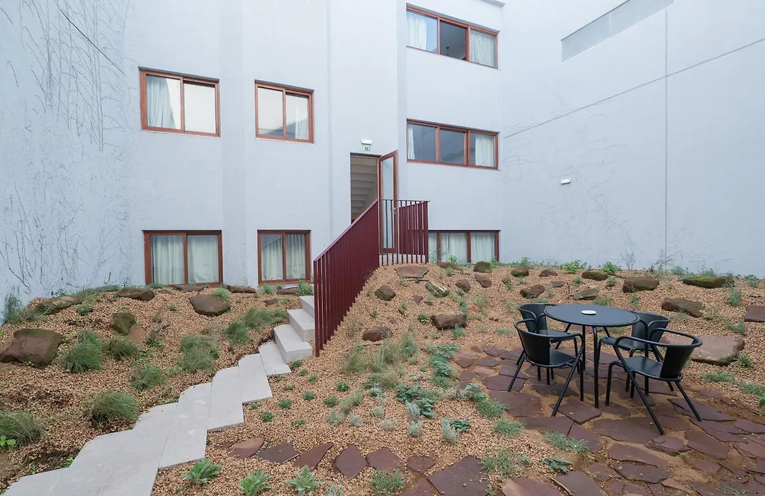 The Modernist, Architecture Experience-1
