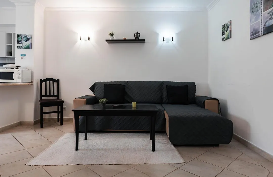 Apartamentos Julieta-1